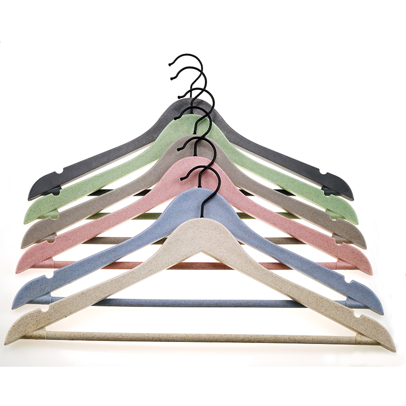 Plastic hanger