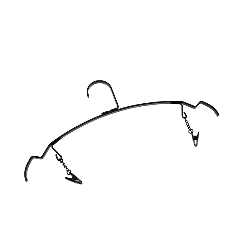 Metal Hanger with clips