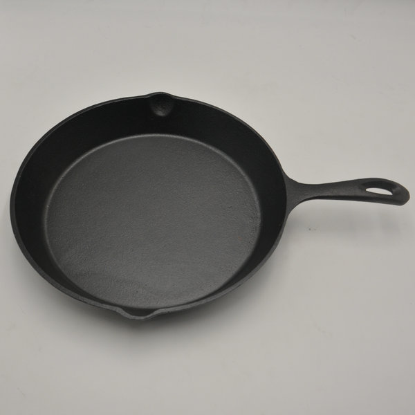 Cast iron skillet