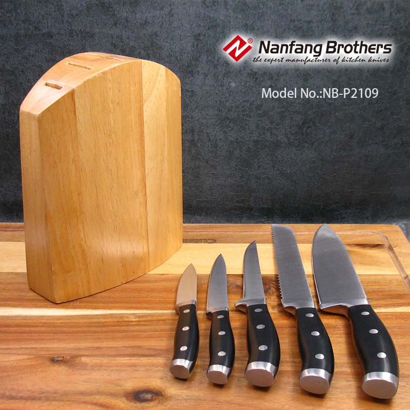 6-piece kitchen knives set with Rubber wood block & ABS forged handle.