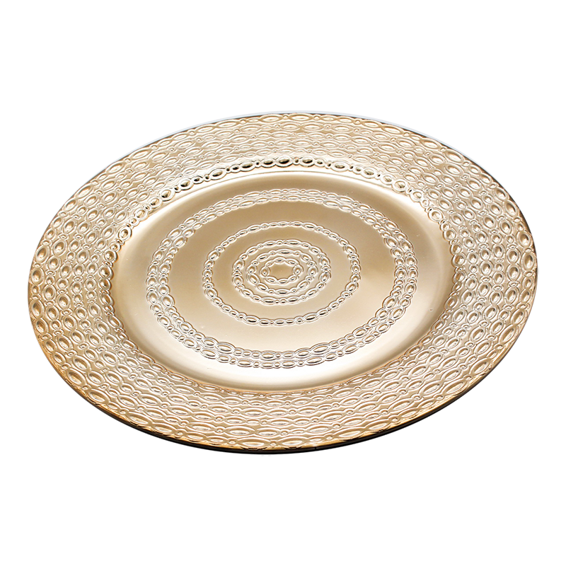 Plastic charger plate