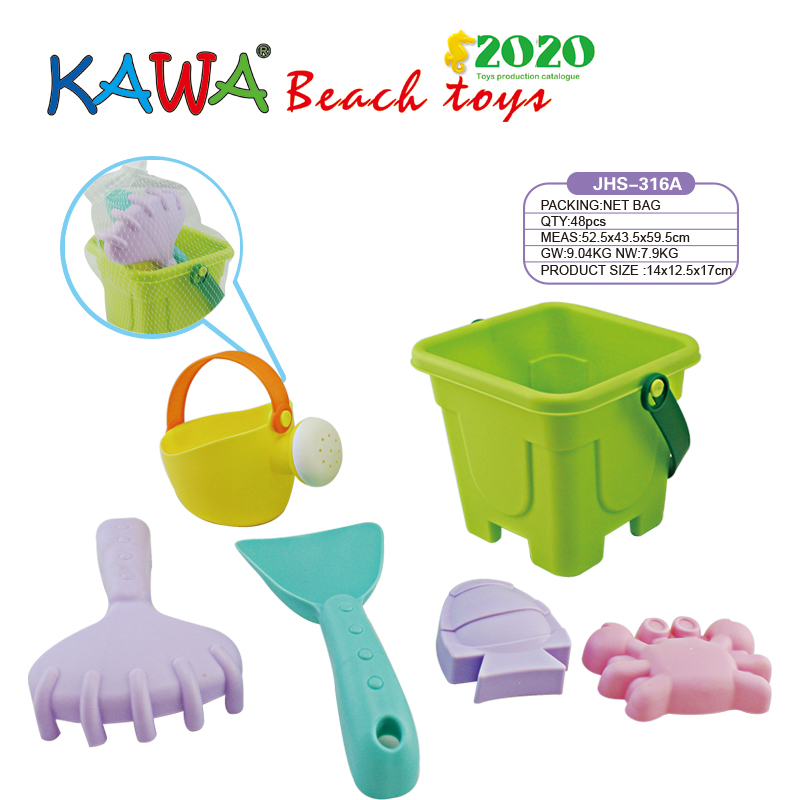 Castle bucket set with soft material