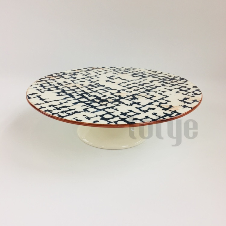 Stoneware handpaint & hand sponge cake plate