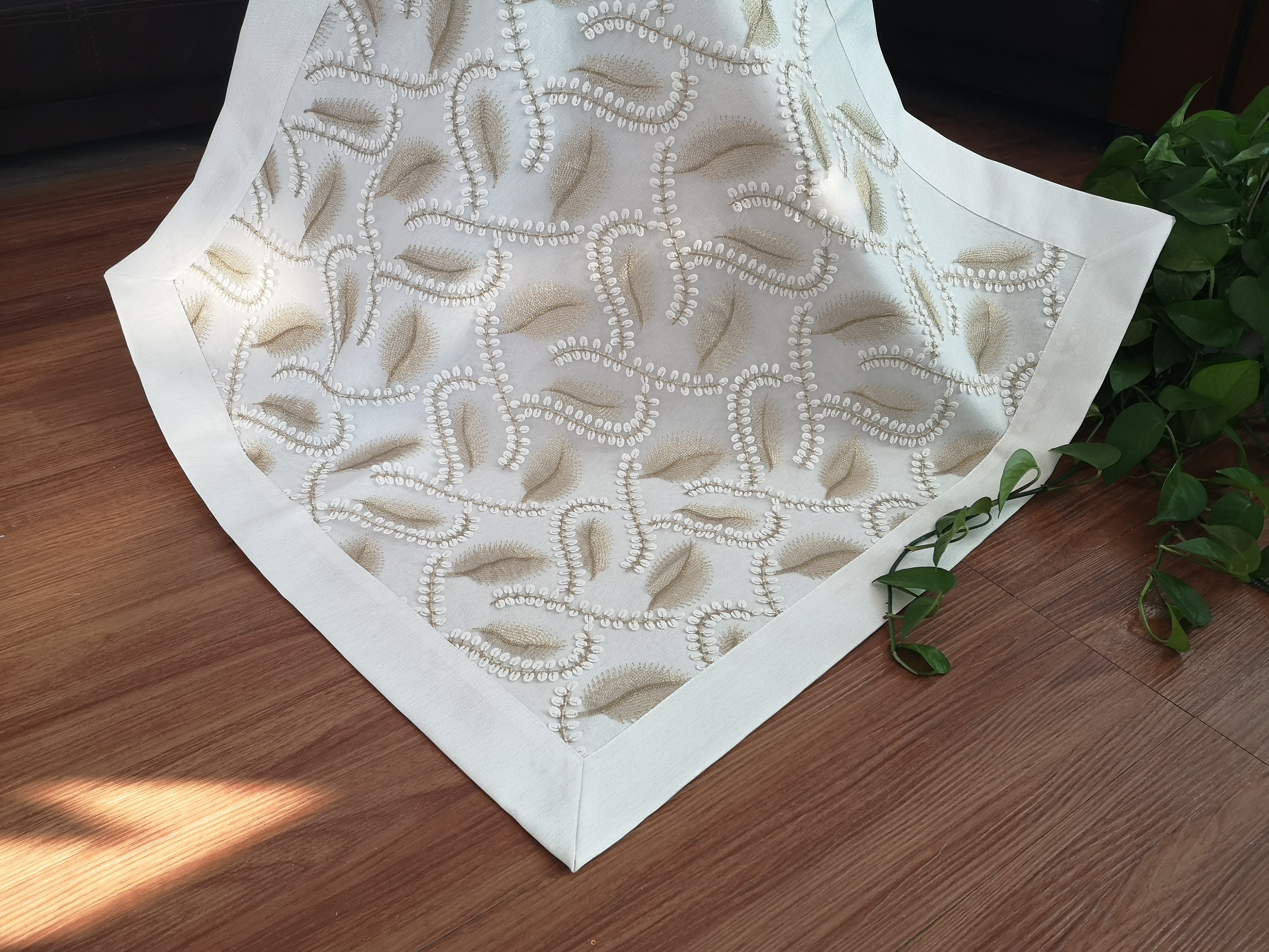 lace table cloth from factory/Hailande