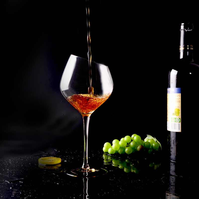 Inventory.Slanted wine glass, red wine glass champagne glass set, can be customized color