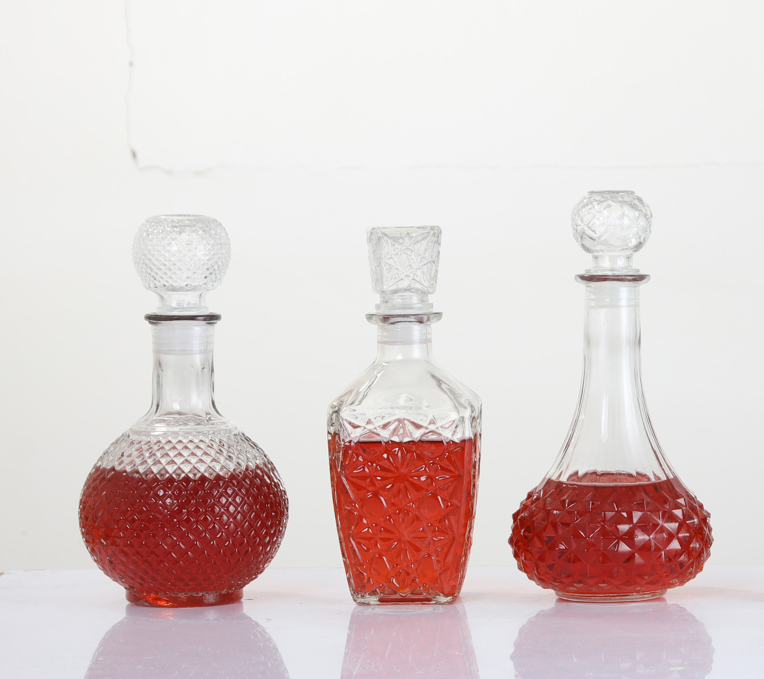 Super flint custom glass vodka whiskey bottle 750ml with cork