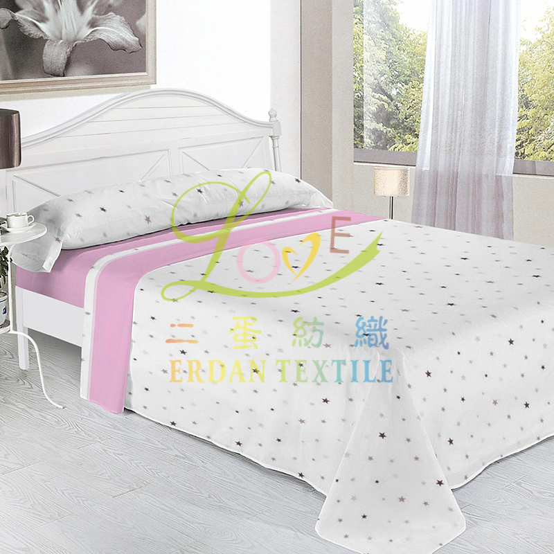 Printed stars 100% polyester Home textile Printed Coral fleece Flannel Double-Sides Bedding Sets with Pillowcase