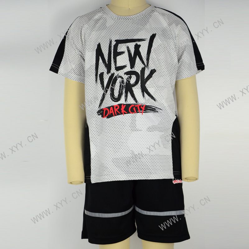 Boy's t-shirt and shorts