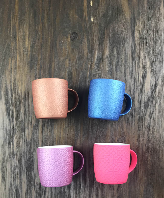 paint spraying Matt ceramic mug