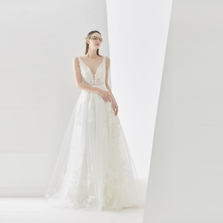 Elegant Wedding Dress Bridal Gown