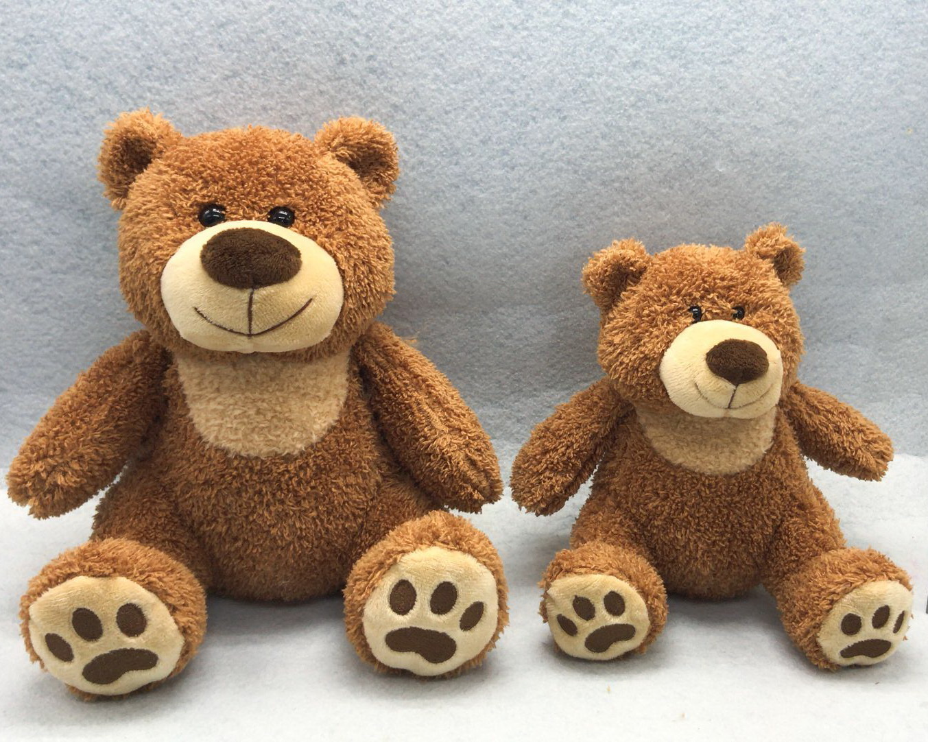 Plush cute bear toy