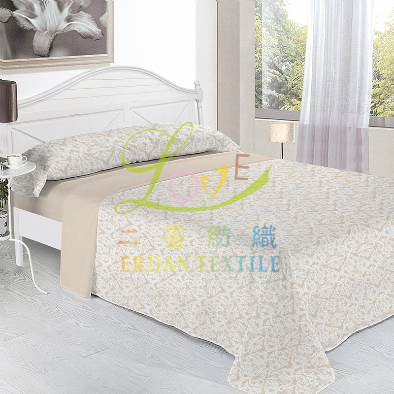 100% polyester Home textile 110gsm single-side sheet set