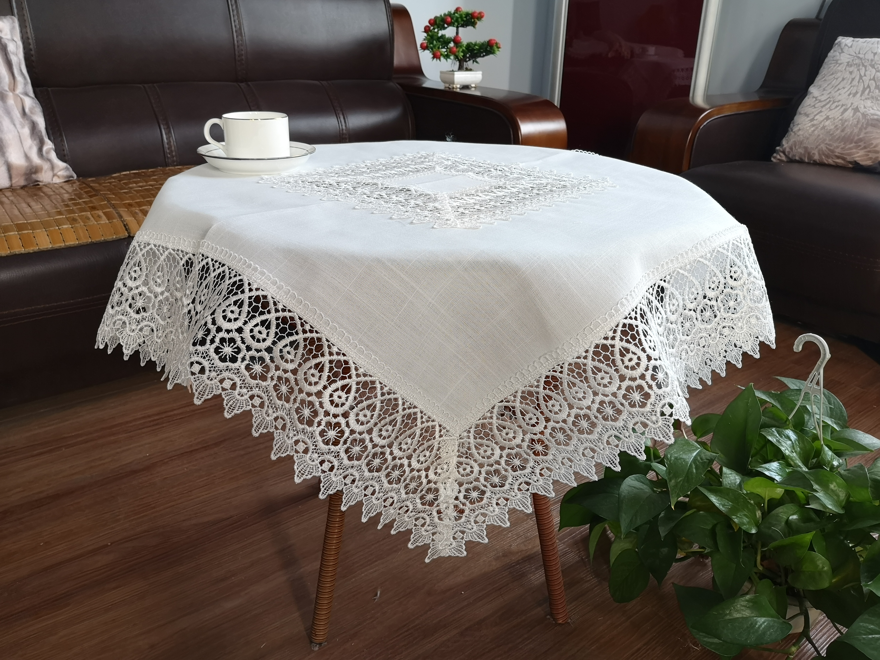 lace table cloth from factory/Hailande
