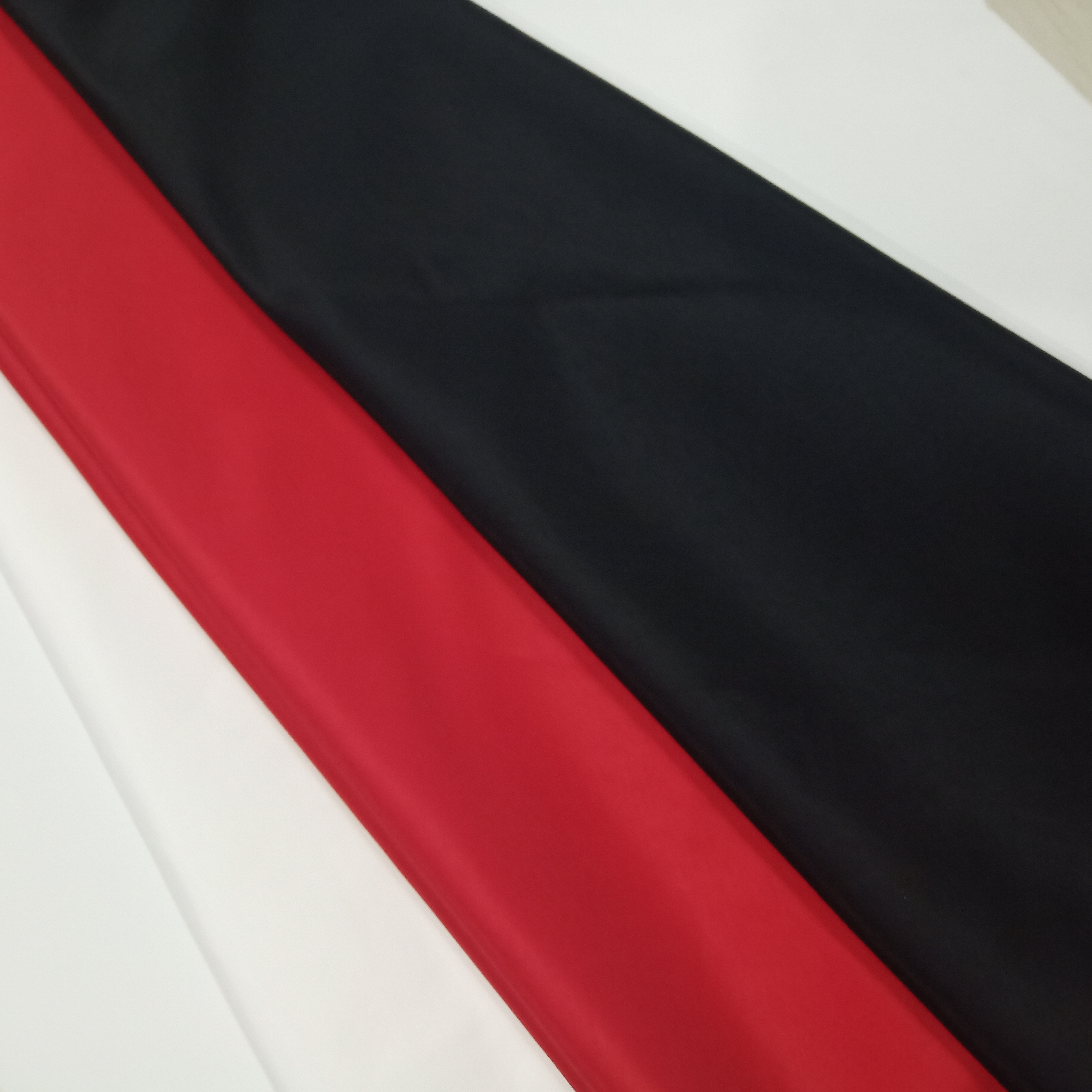 Polyester cotton pocketing fabricT/C80/20 30X150D 110X52