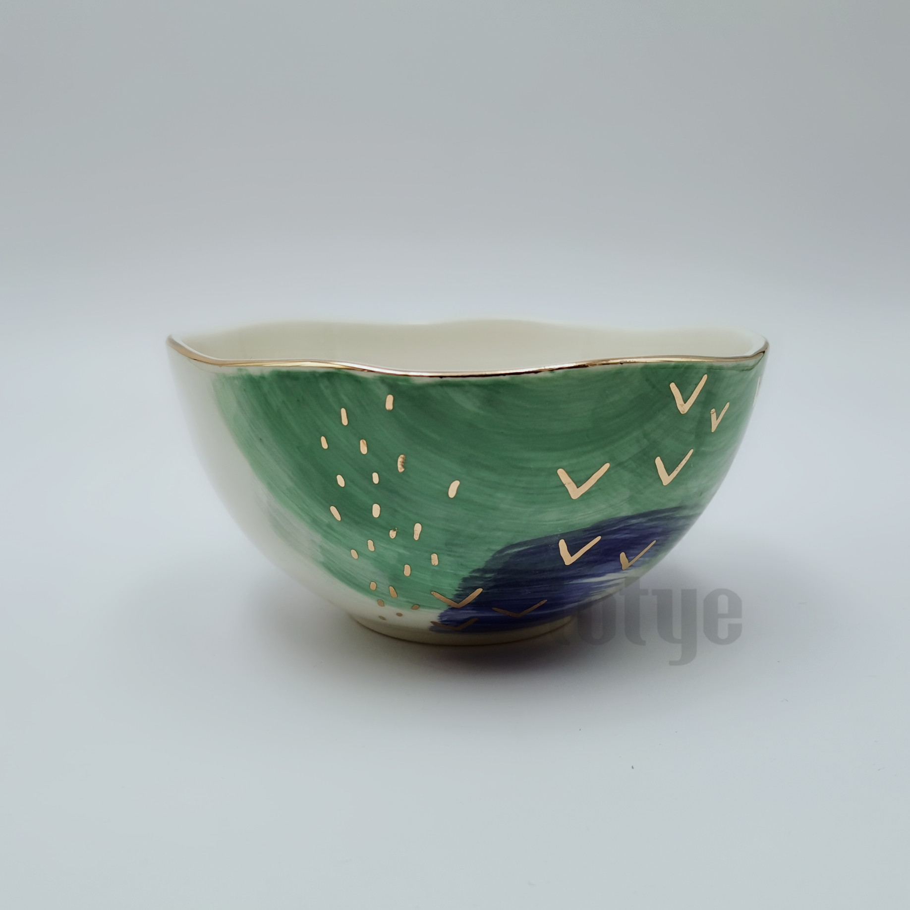 Stoneware handpaint bowl