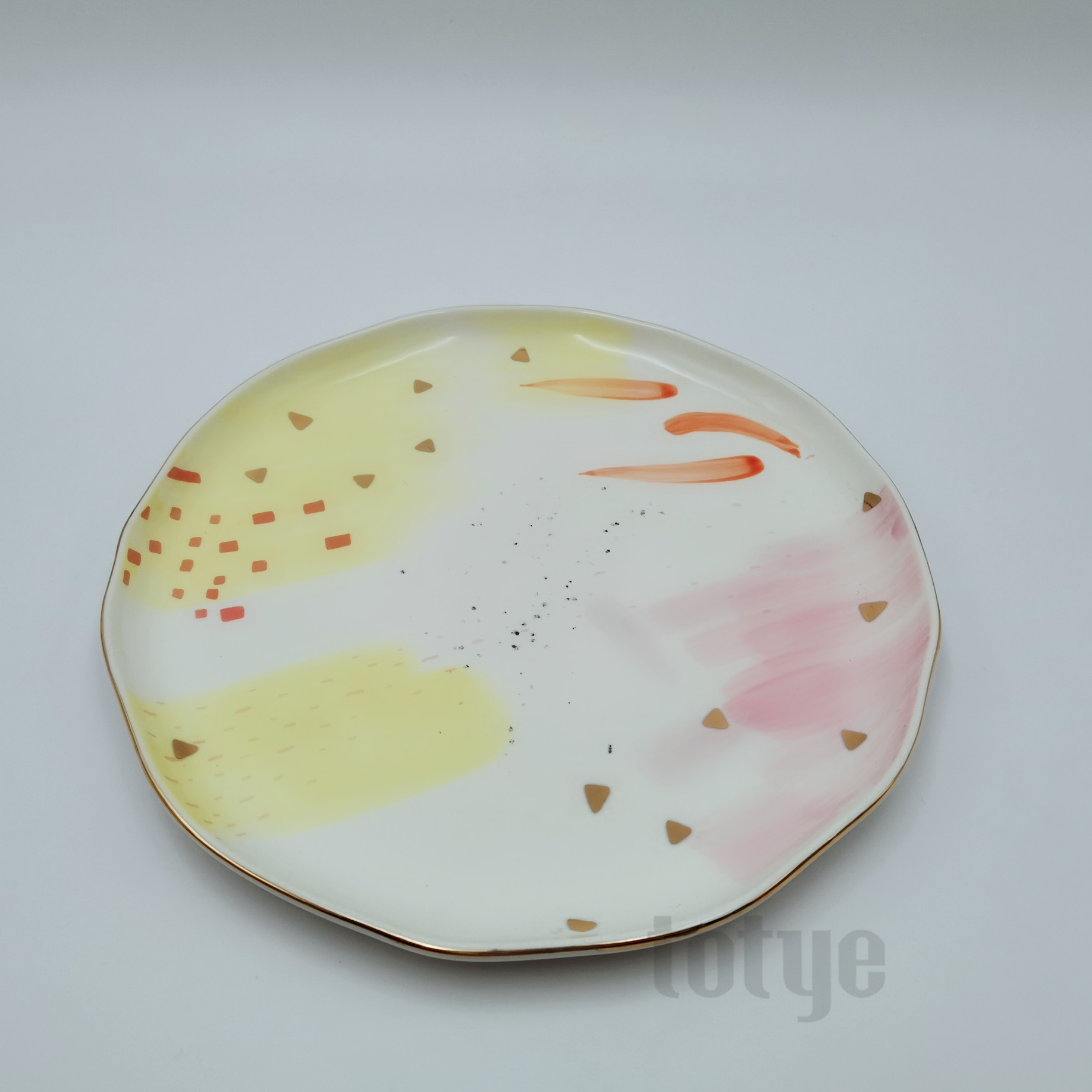 Stoneware dinner plate
