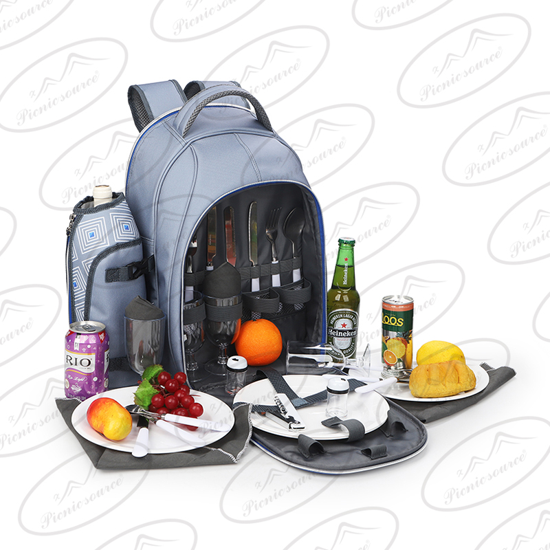 Picnic backpack for 4 persons
