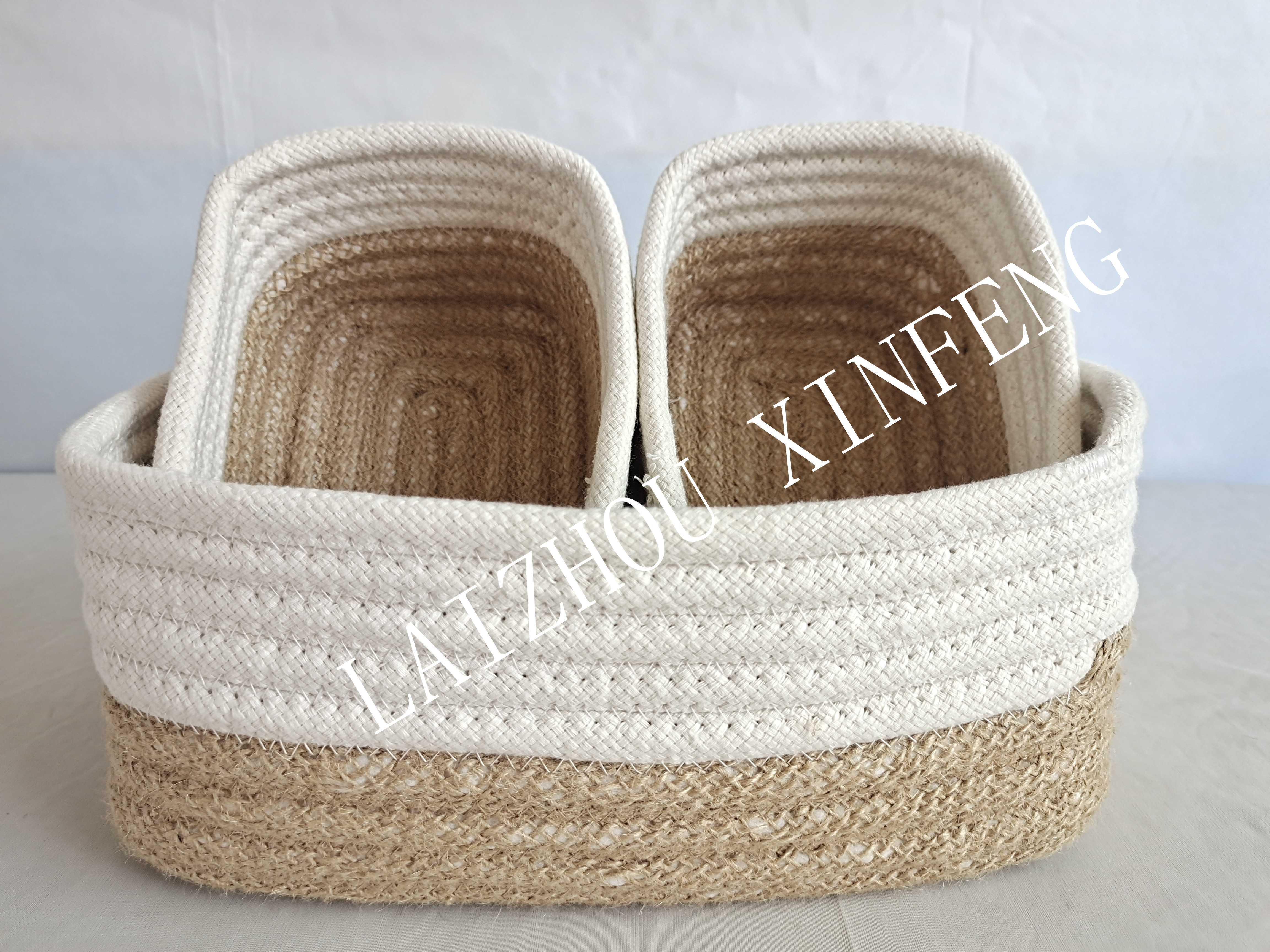 LAIZHOU XINFENG ART PRODUCTS CO.,LTD – figura decorativa 1