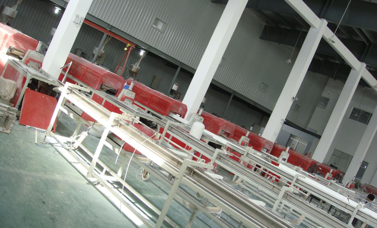 Taizhou Delaifu Import and Export Co., Ltd. – Aluminum profiles and their products 1