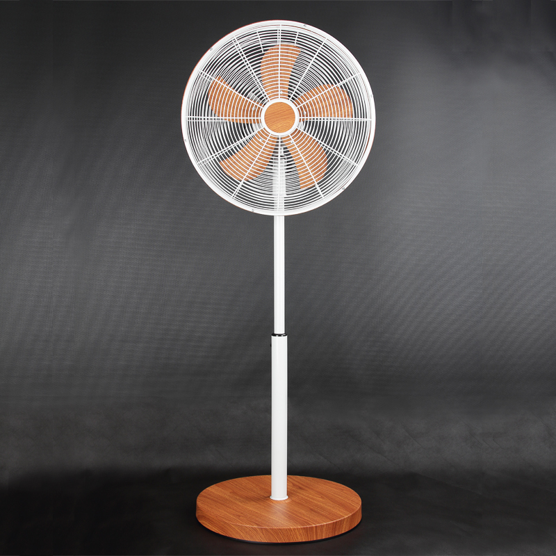 16" Metal Stand Fan