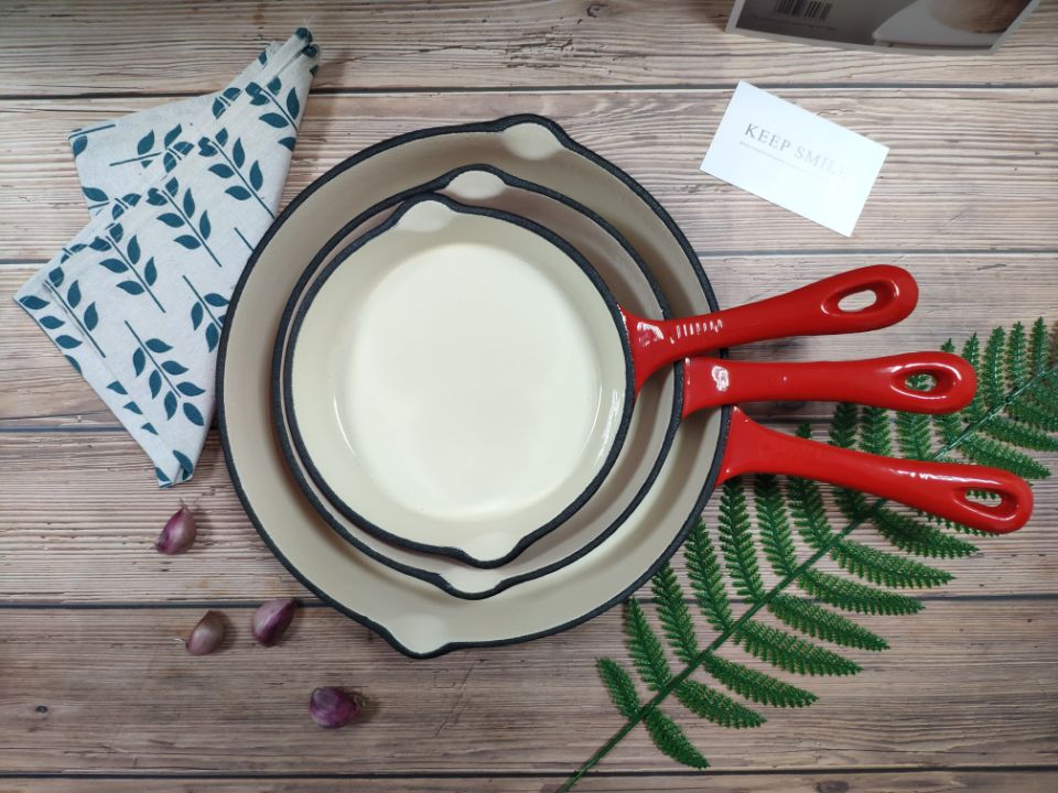 Cast iron frypan, enamel