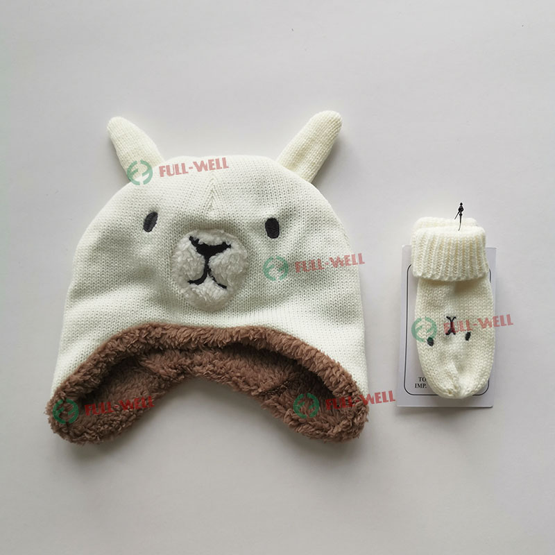 Kids Bear Embroidery Trapper Mitten Set