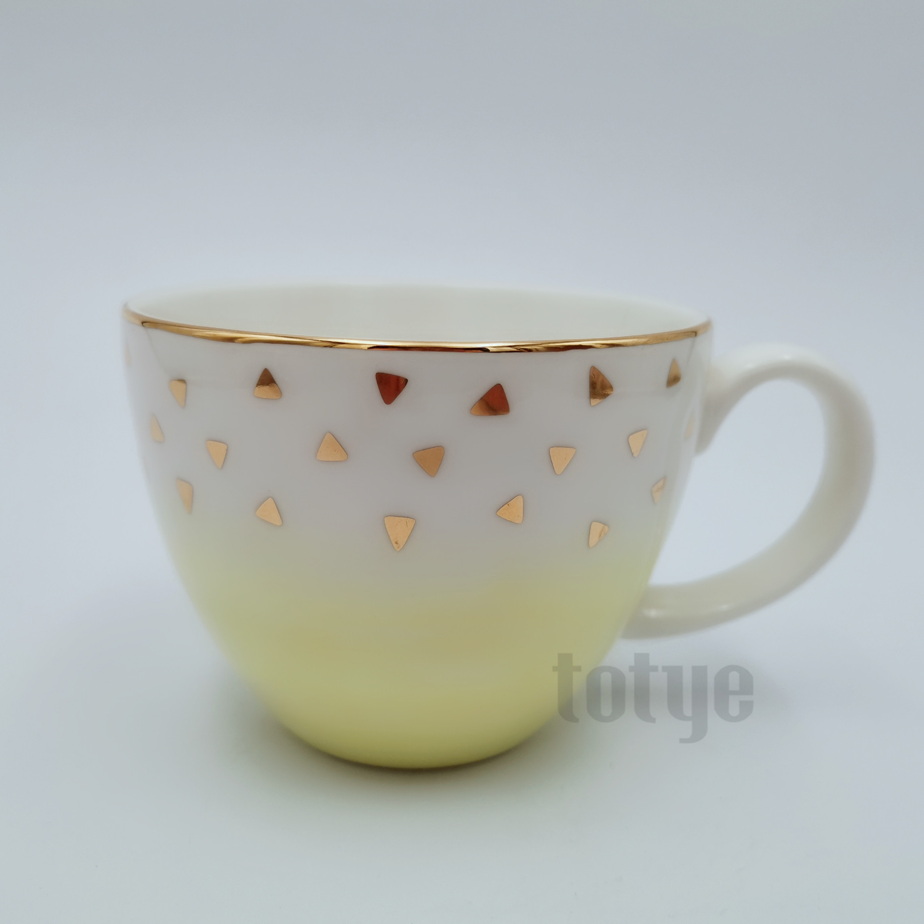 Stoneware handpaint mug