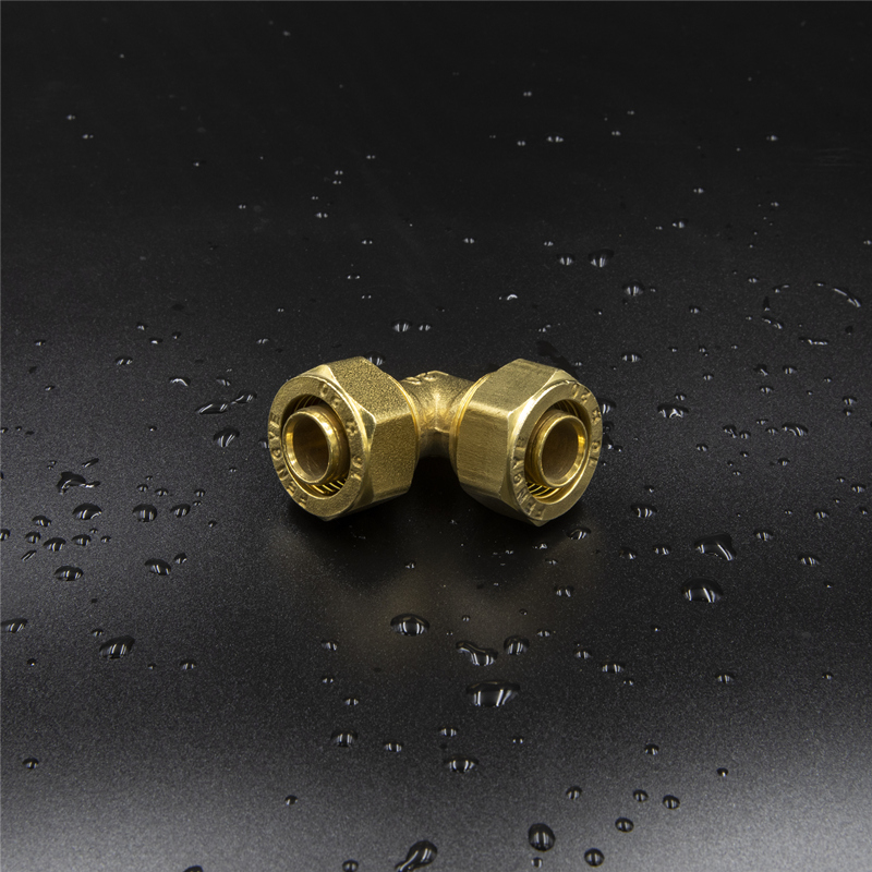 Brass Screw Fitting Equal Elbow Polished