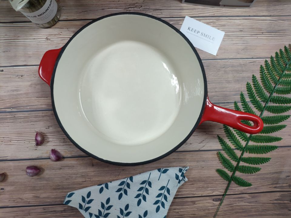 Cast iron fryer wok
