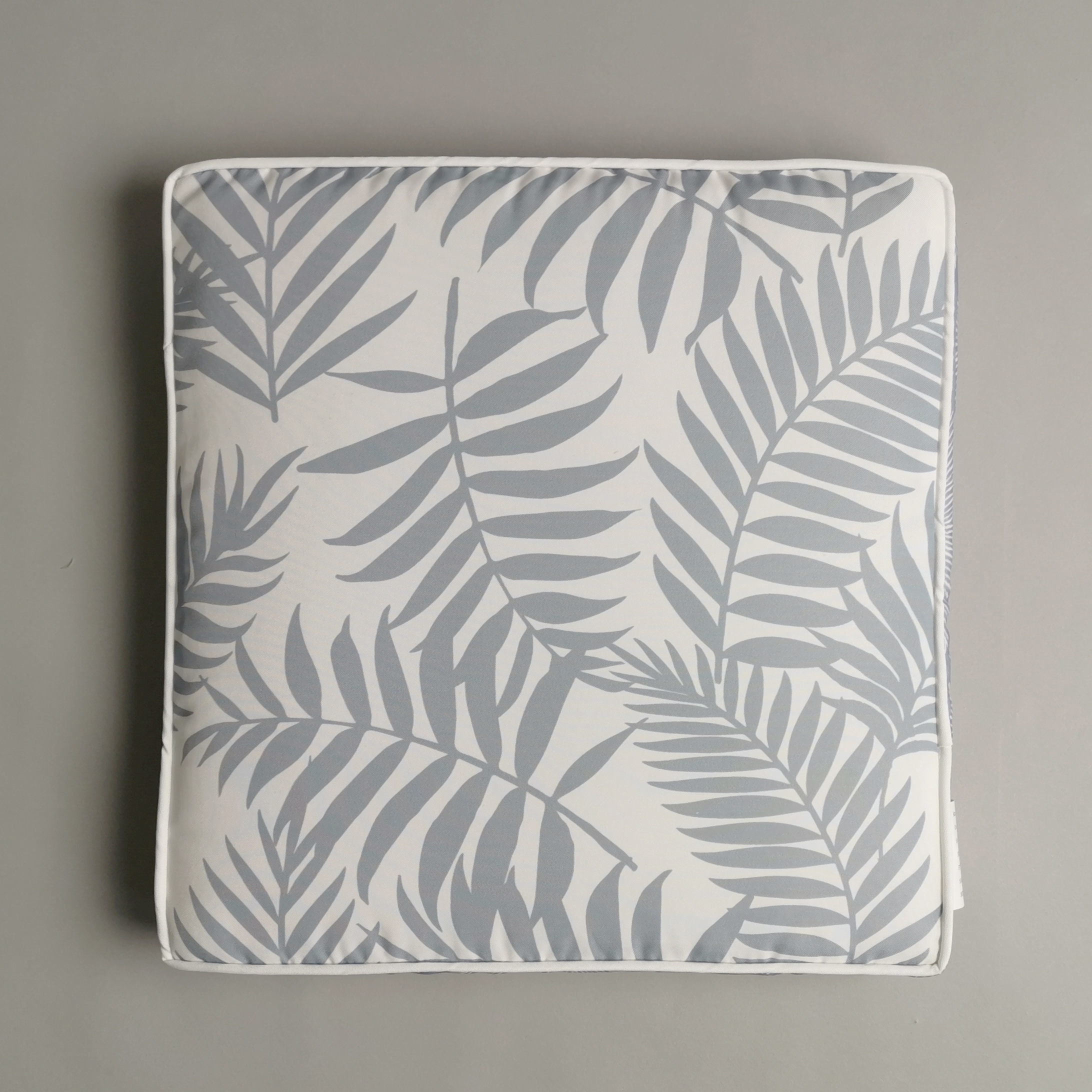 Outdoor cushion