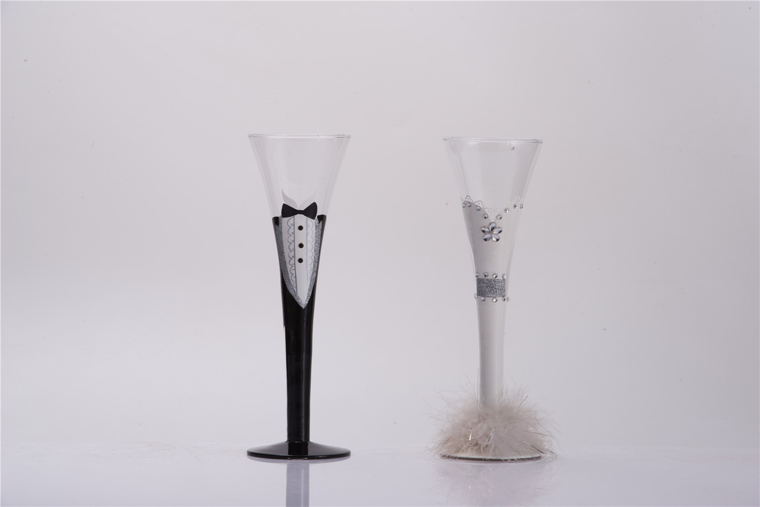 Set of 2 wedding champagne glass