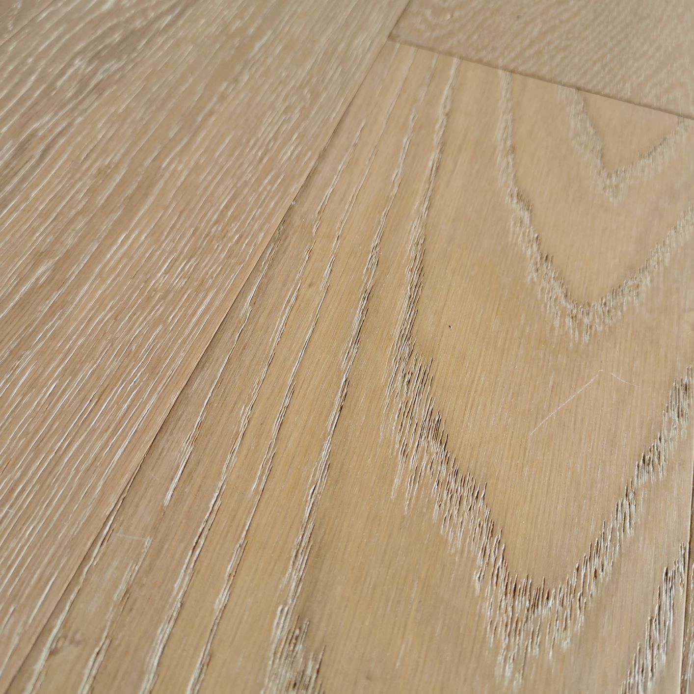 Kangton Waterproof Wood Veneer SPC Flooring