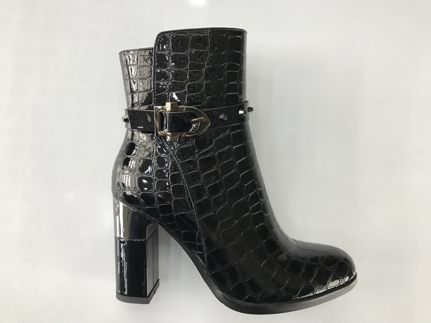 Chengdu Lady Short Boots(Pu)