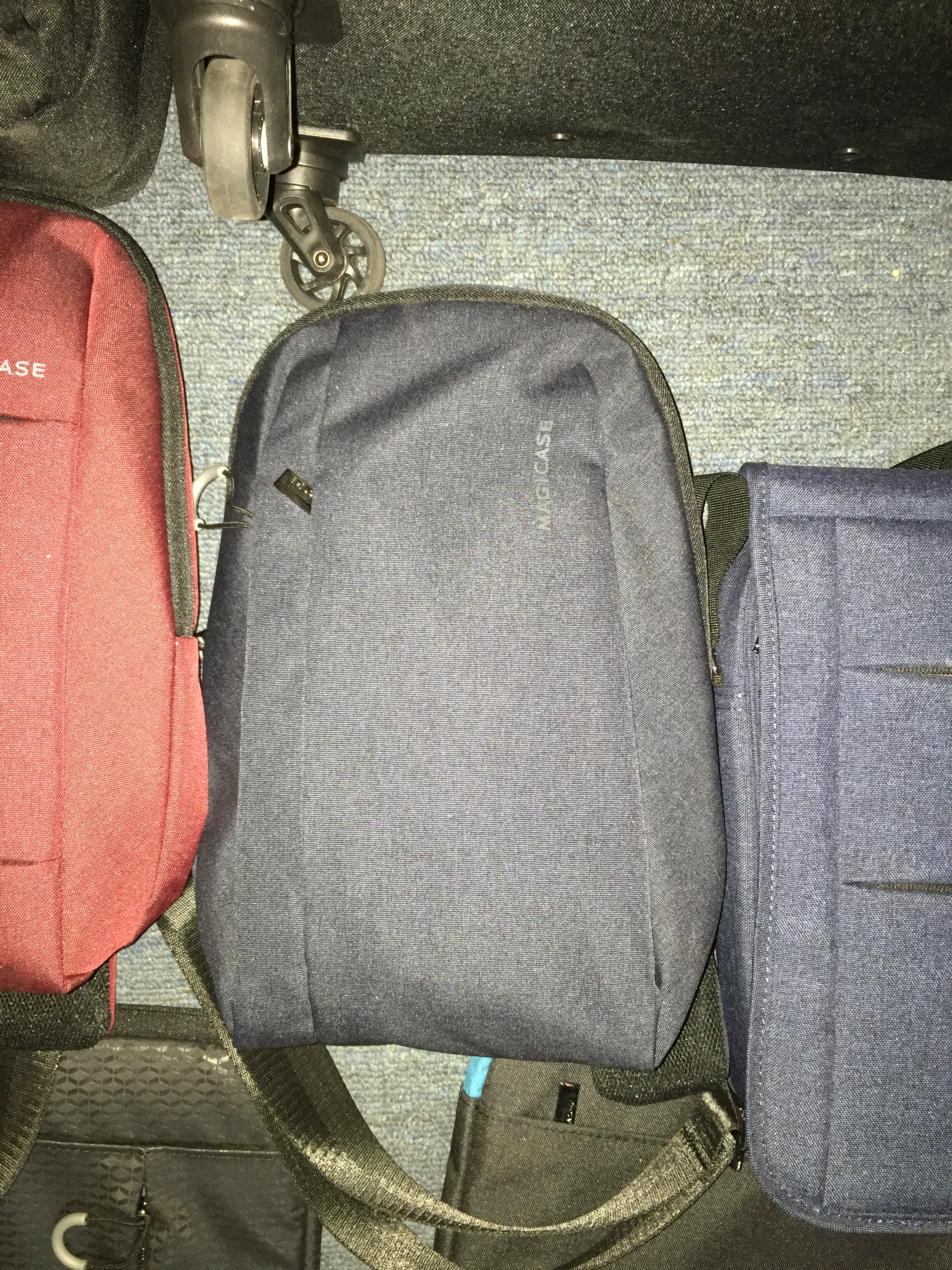 MAGICASE Chest bag for Business/Over night Travel/Men/Women