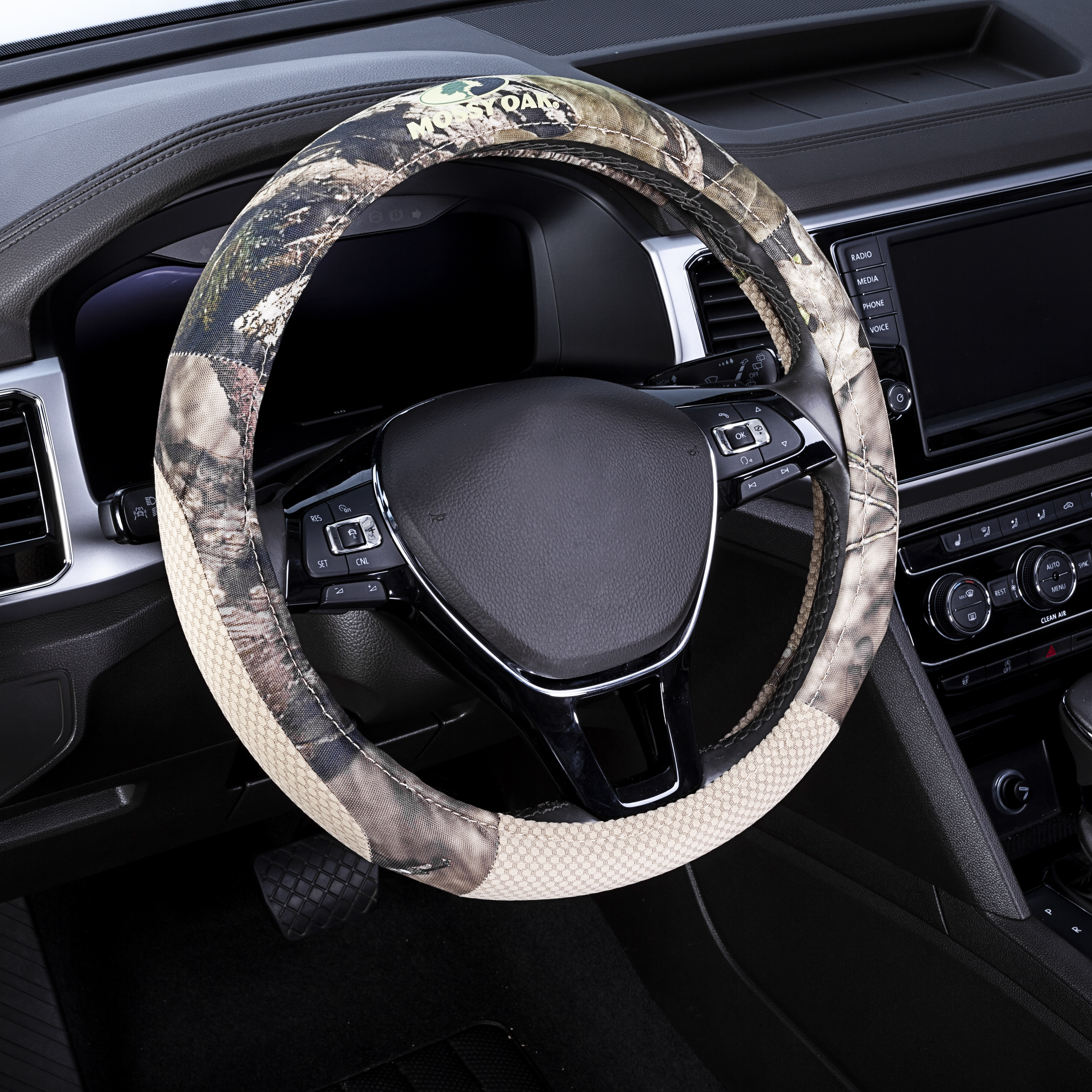 Mossy oak stitch steering wheel cover