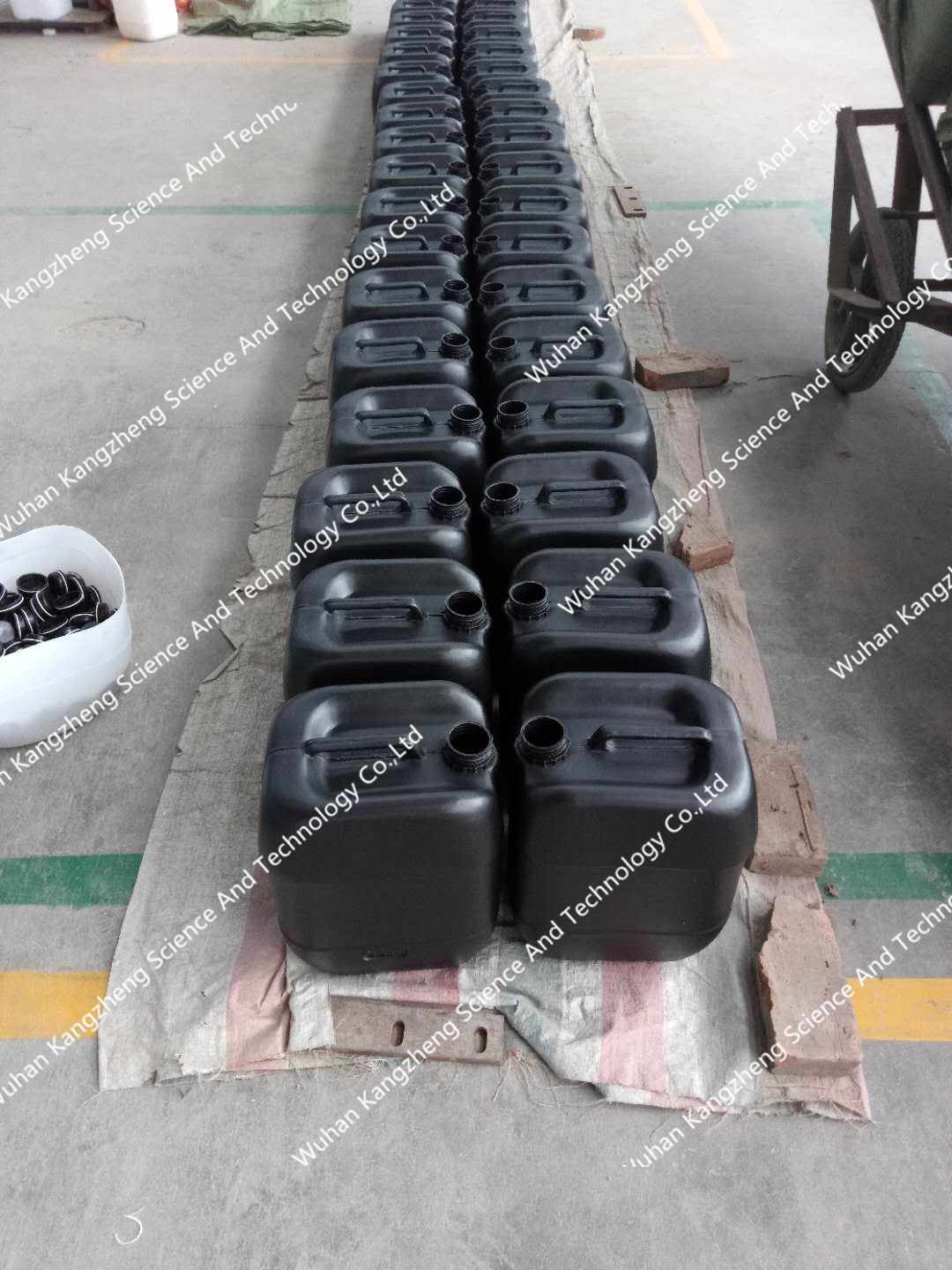NPK Liquid Fertilizer 80-230-270 100-200-300 80-300-300