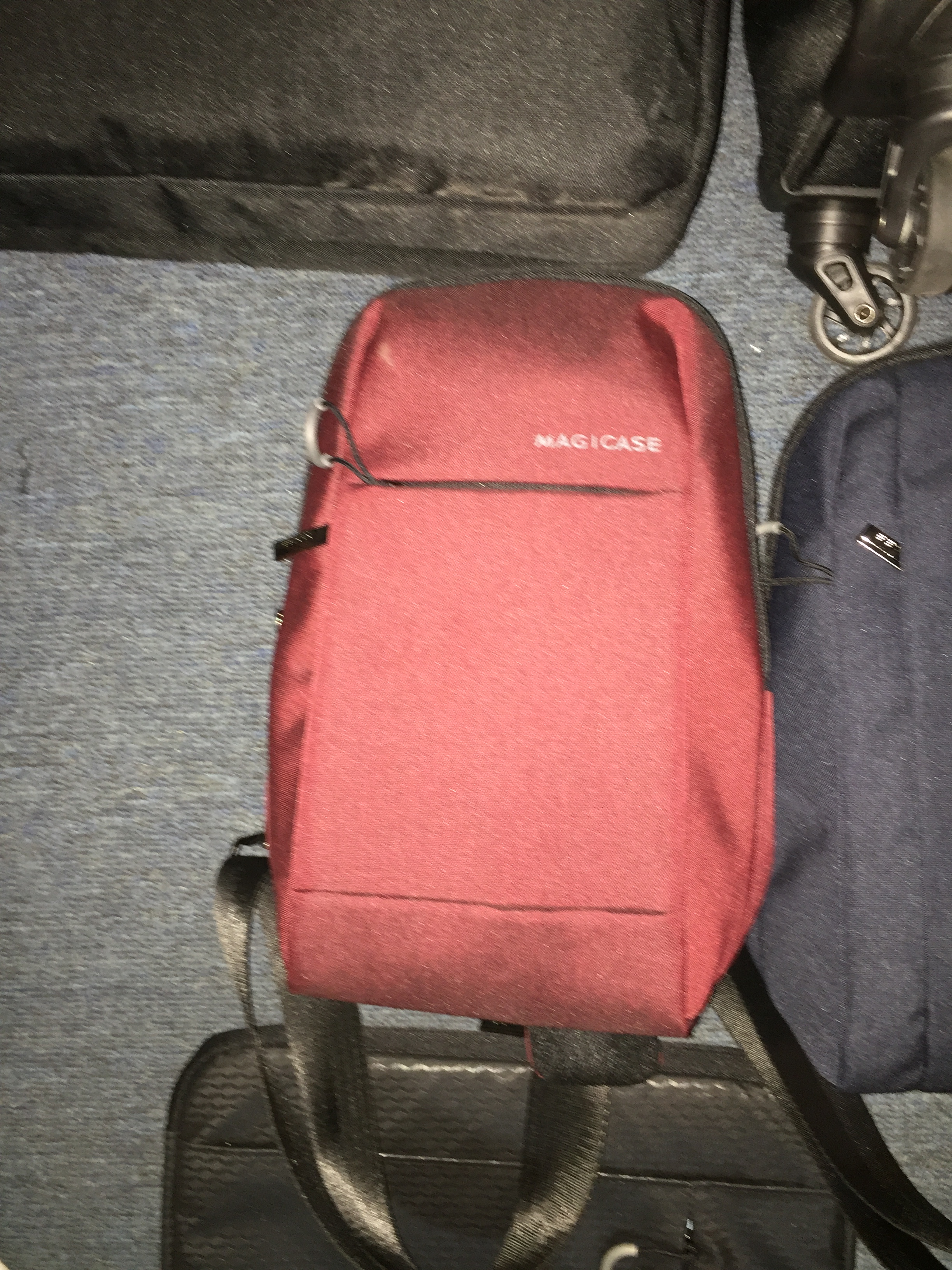 MAGICASE Chest bag for Business/Over night Travel/Men/Women