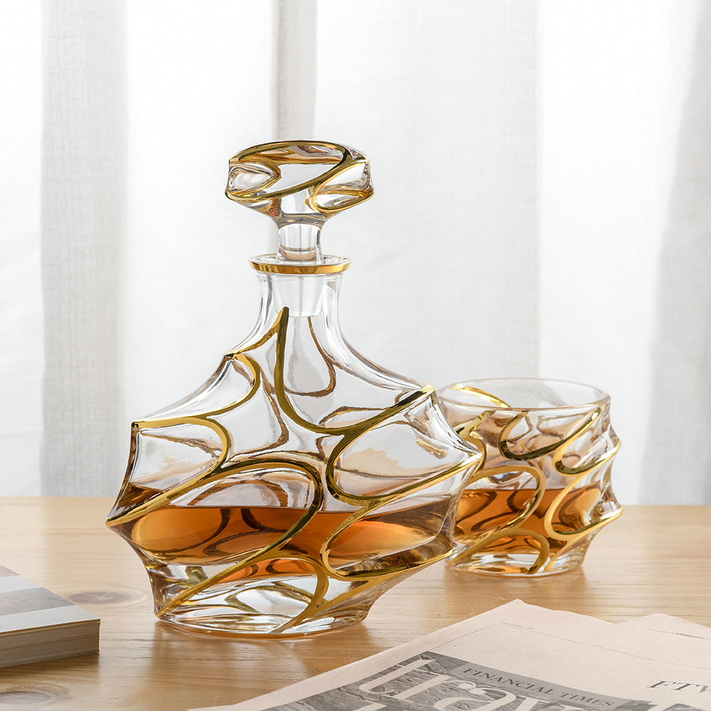 Whiskey glass set