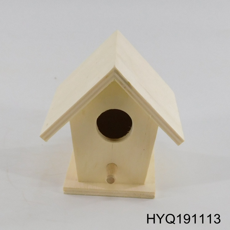 Wood bird house