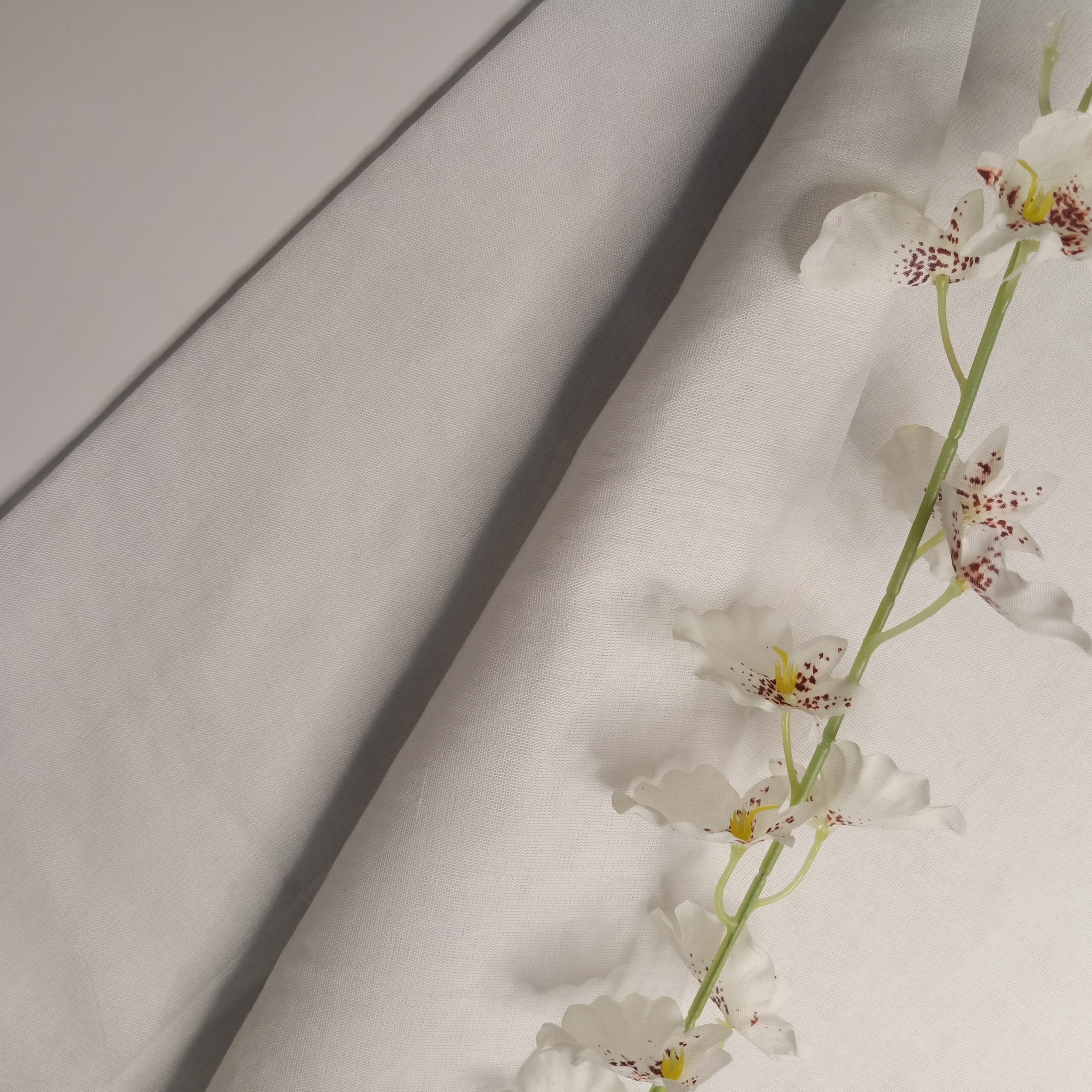 T 45X45 88X64 grey fabric for pocketing、Lining