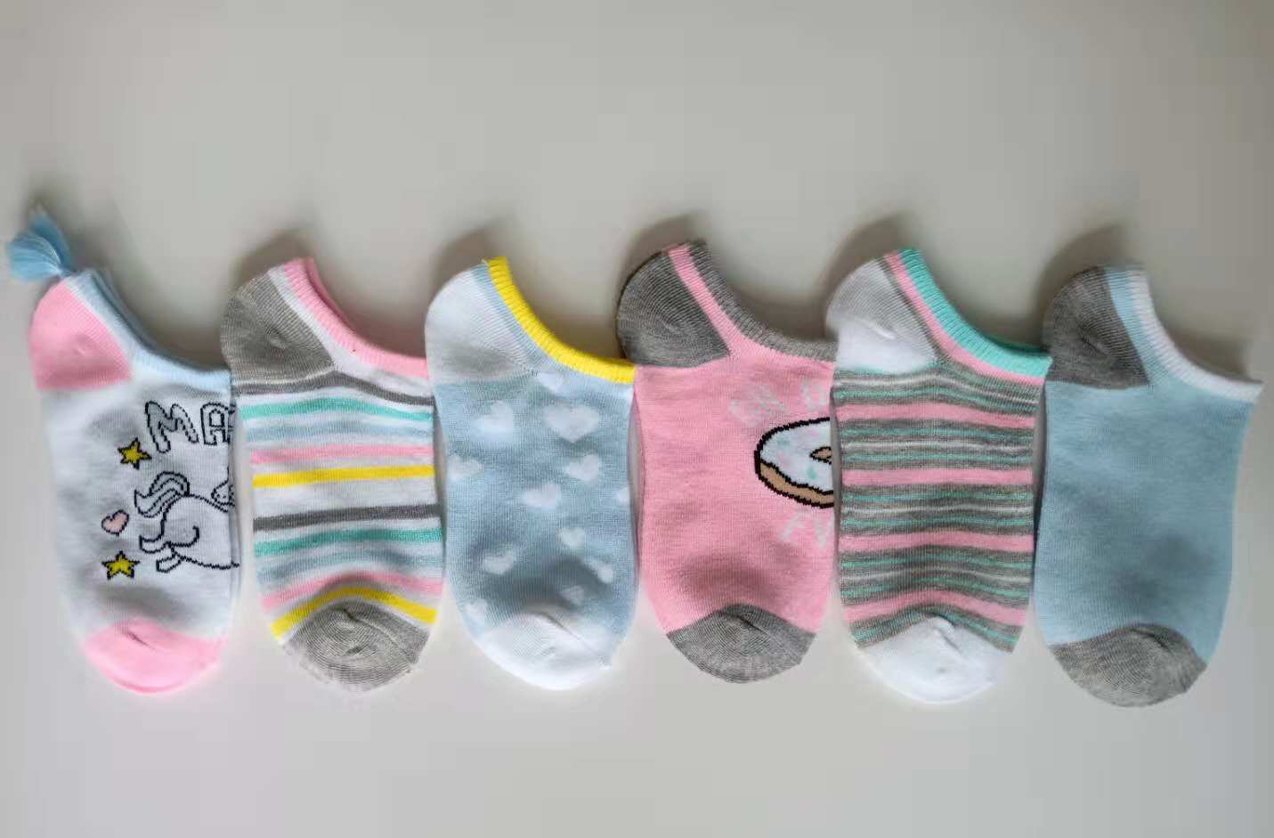 Girls no show socks