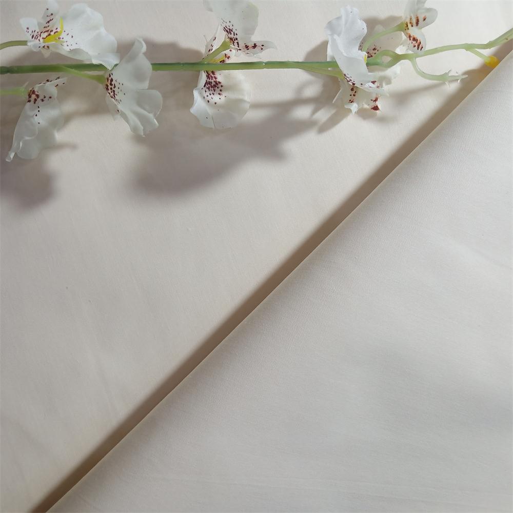 TC65/35 45x45 133x72 102" for bedding