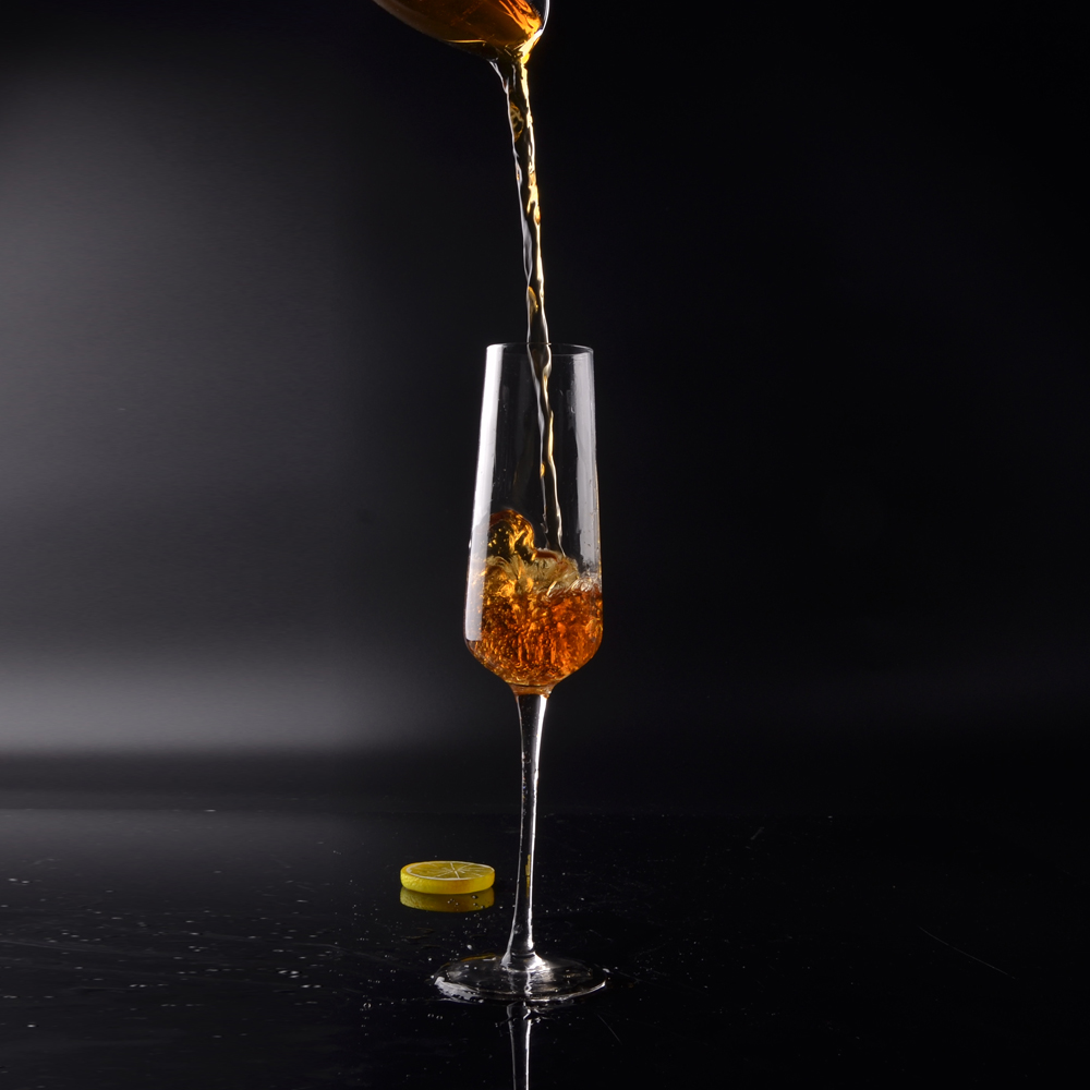 Stock.Crystal champagne glass, goblet, glass champagne cups