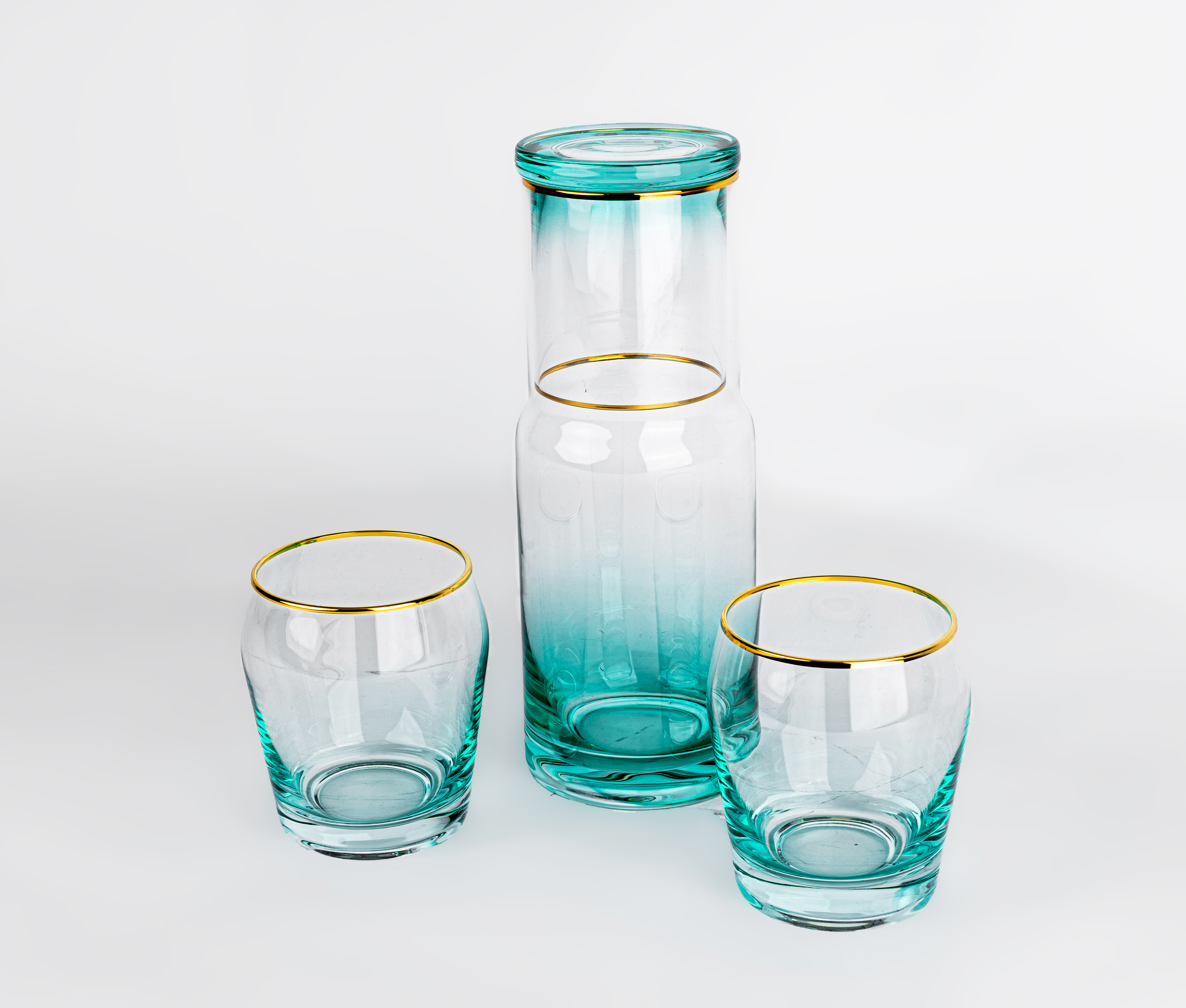 Sprayed color carafe set w/gold rim GLASSWARE
