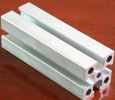Aluminium industrial profiles
