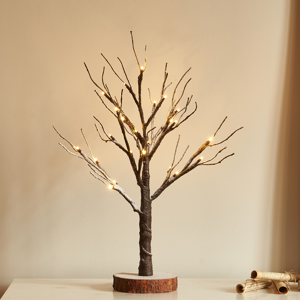 Tabletop Christmas snowy tree lights