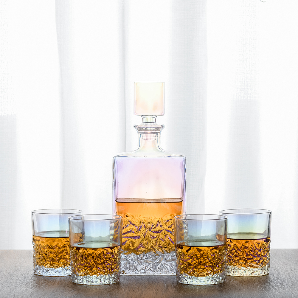 Whiskey glass set