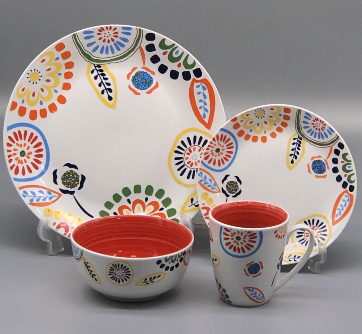 porcelain dinner set