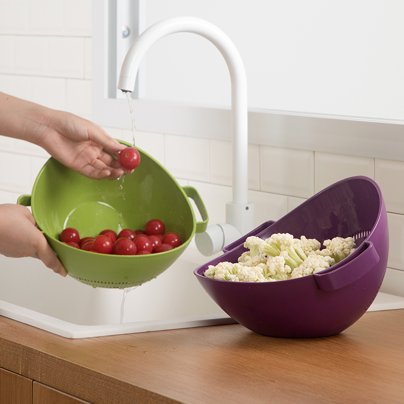 Plastic soak and drain strainer fruit colander for washing veggies & fruits