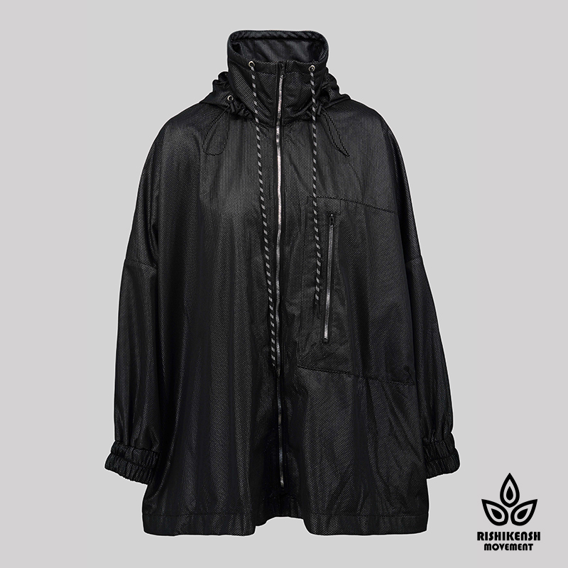 RISHIKENSH Lightweight Jacket with a Pocket at Front in Black